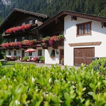 Landhaus Gredler ไมย์อาโฮเฟิน ภายนอก รูปภาพ