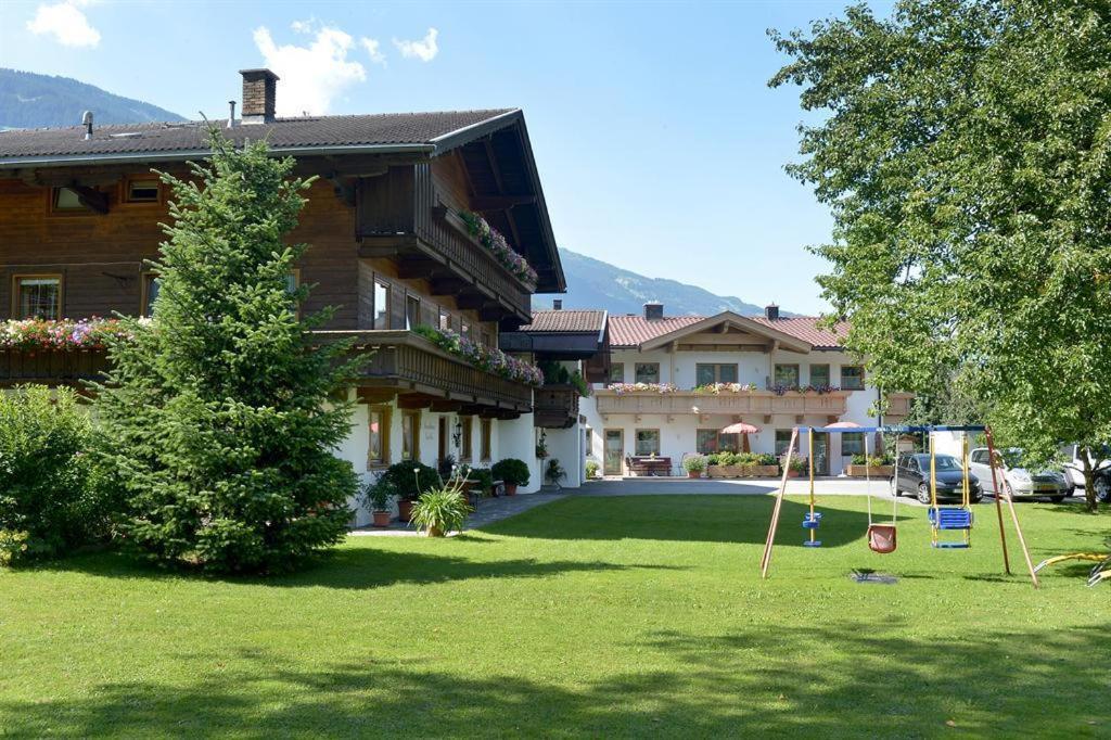 Landhaus Gredler ไมย์อาโฮเฟิน ภายนอก รูปภาพ
